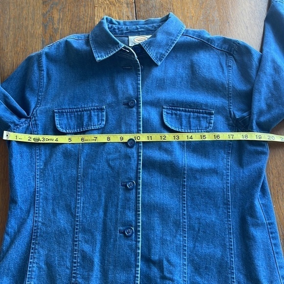 Talbots denim jacket pocket flaps on front size seam detail medium petite - Picture 9 of 16